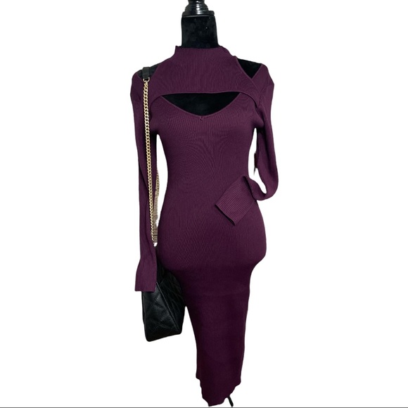 Plus Ribbed MIDI Dress - Picture 3 of 4